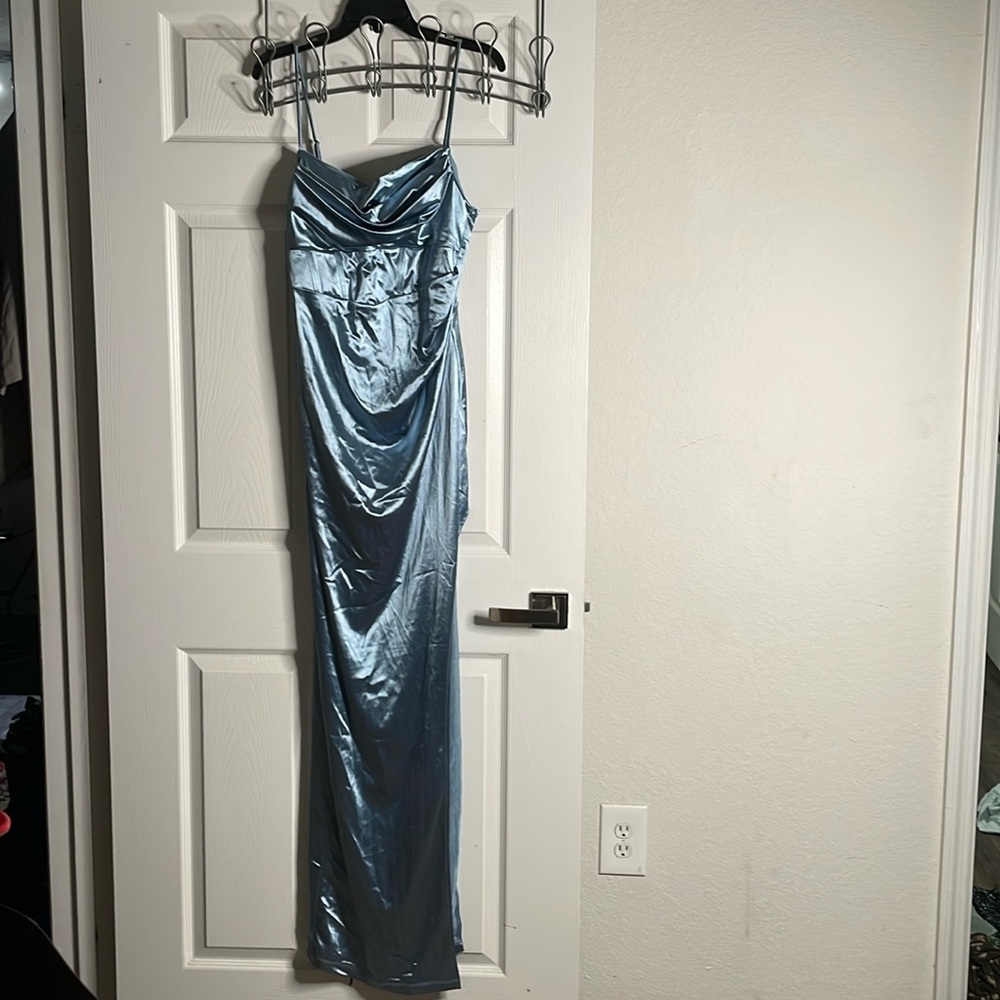 NWT Windsor satin spaghetti strap corset maxi dress gown